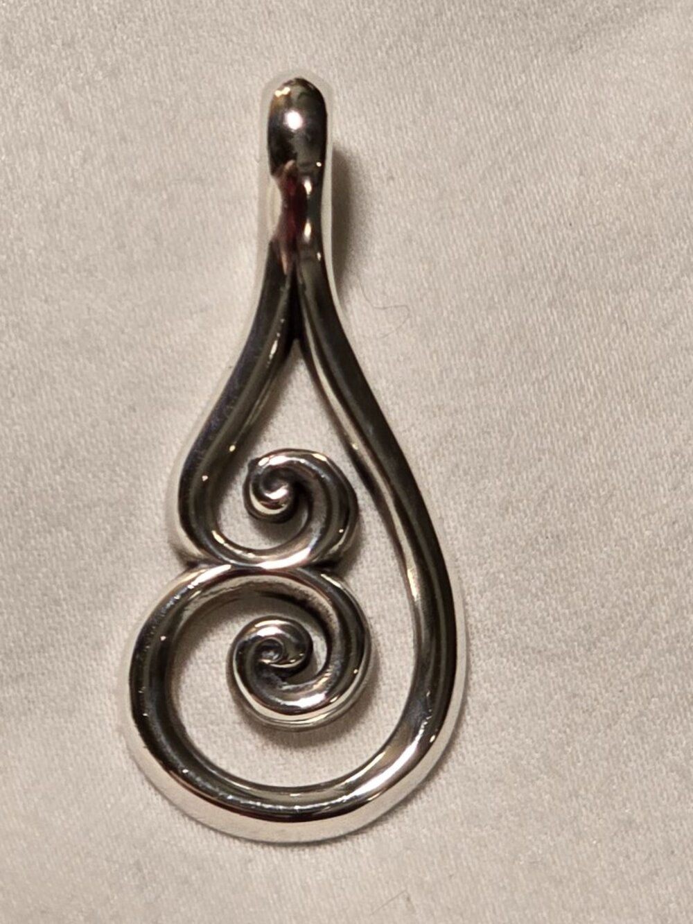 Retired James Avery Long Swirl Pendant 1.5"
